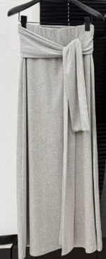 Stylish And Versatile Textured Half-length Skirt With An Elastic Waist For Women
