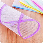 Mesh ironing pad to protect the protective clothing board