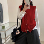 Design Focused Round Neck Ribbed Knit Vest With Wooden Buttons