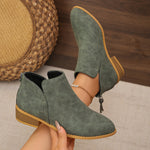 Women's Pointed-toe Leather Boots With Back Zipper
