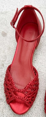 Retro Knitted Hollow-Out Low-Heel Closed-Toe Shoes For Women