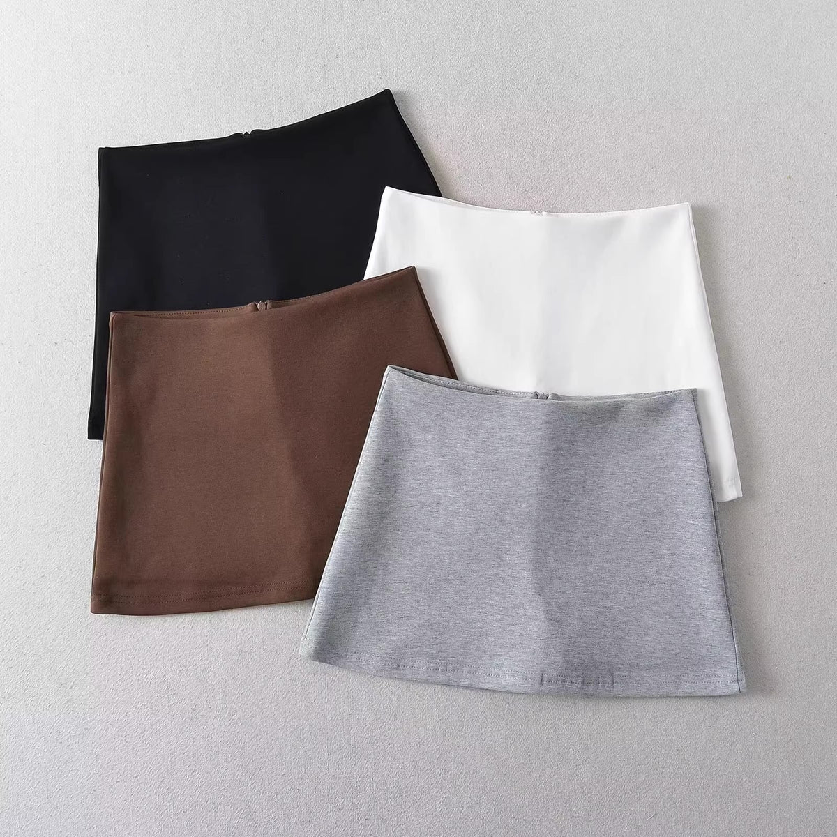 Anti-exposure Short Skirt With A High Waist