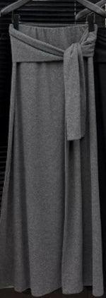Stylish And Versatile Textured Half-length Skirt With An Elastic Waist For Women